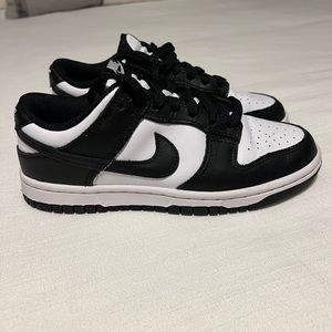 COPY - Panda sneakers size 6